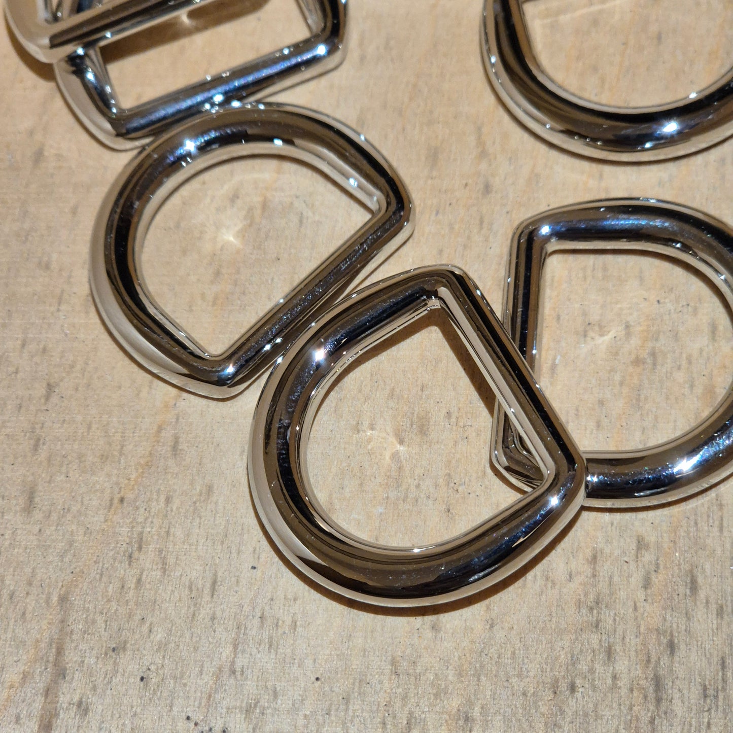 Pusžiedžiai 20mm nikelis