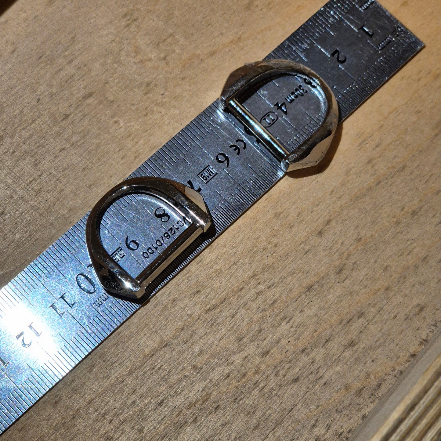 Pusžiedžiai nikelio spalvos 20mm