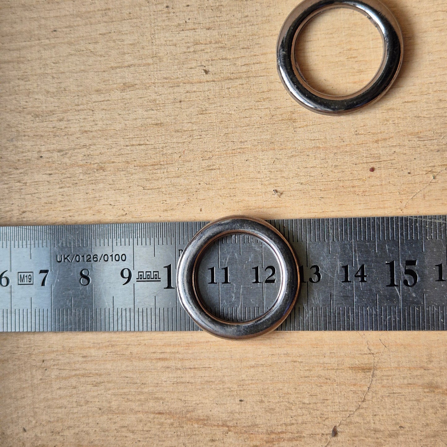 Žiedas 20mm tamsintas