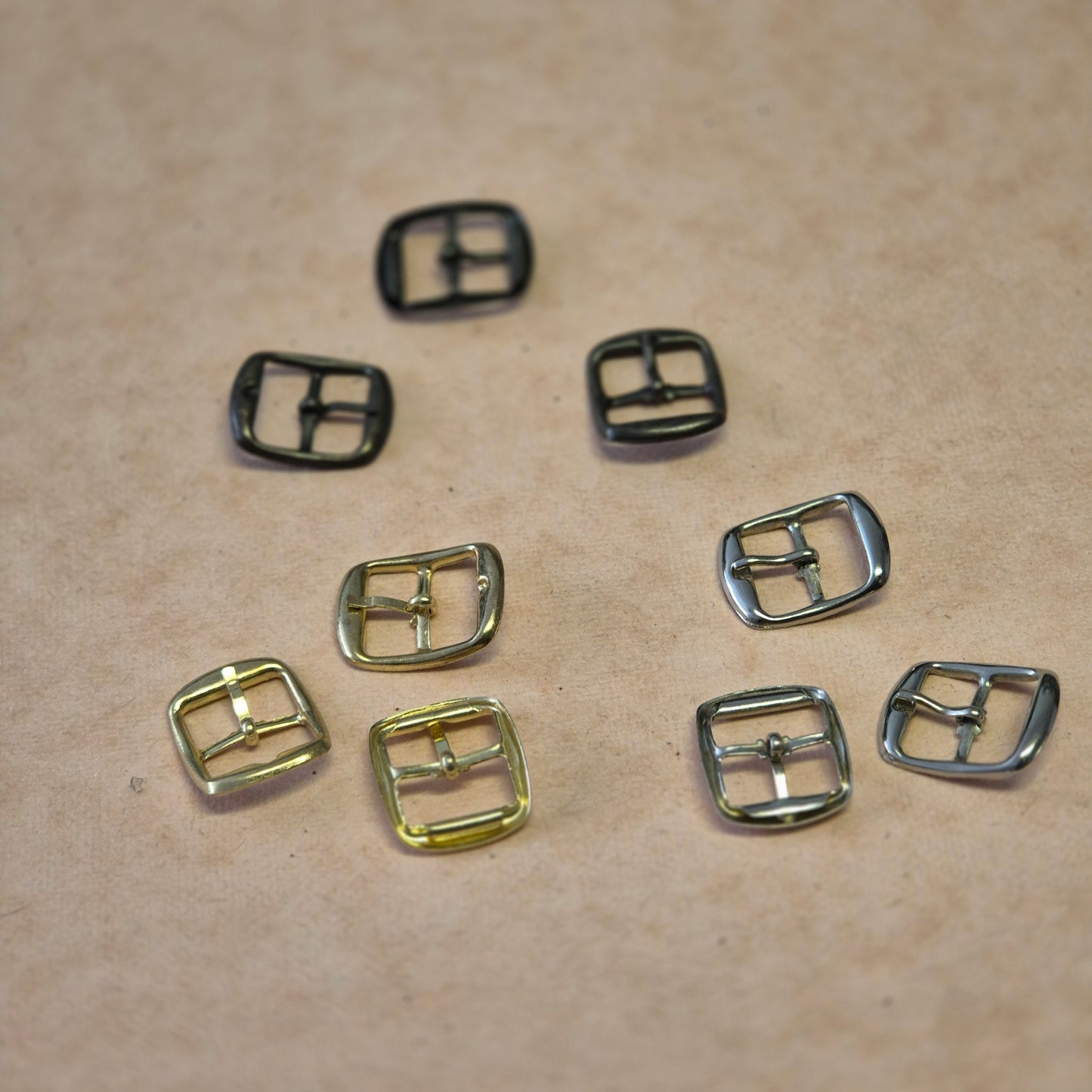 Sagtis basutėms 16mm nikelio spalvos