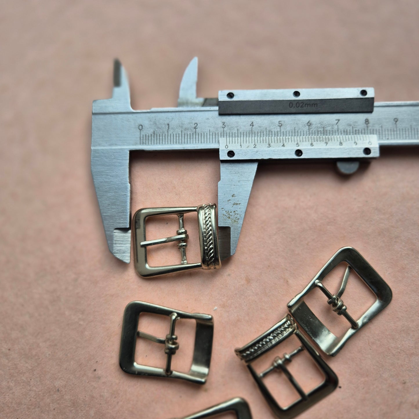 Sagtis lieta 16mm nikelio spalvos