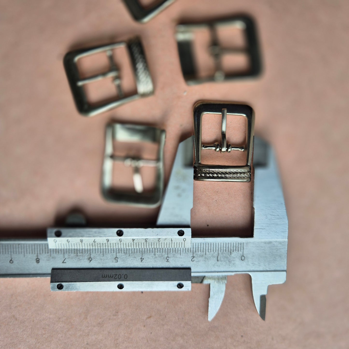 Sagtis lieta 16mm nikelio spalvos