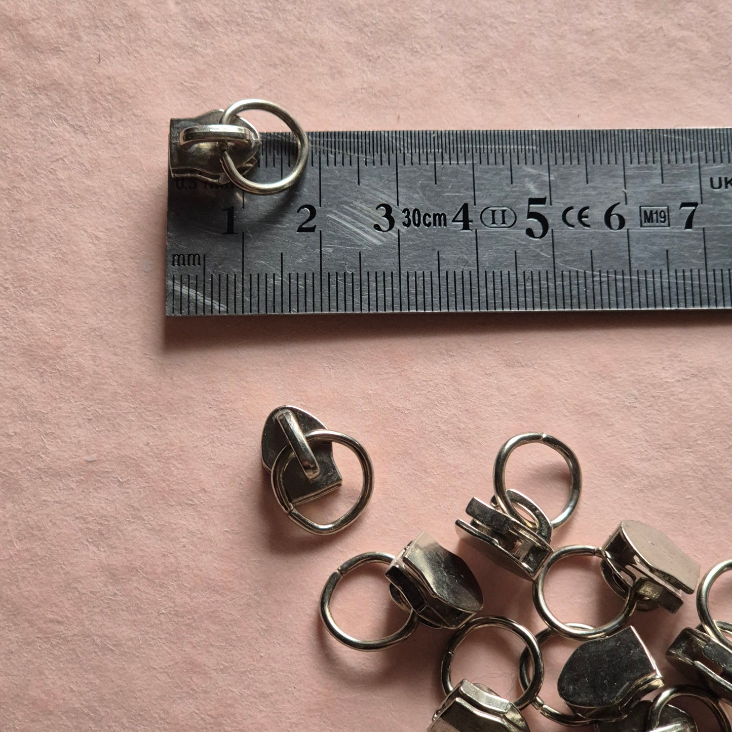 Užtrauktukų galvutės Nr.5