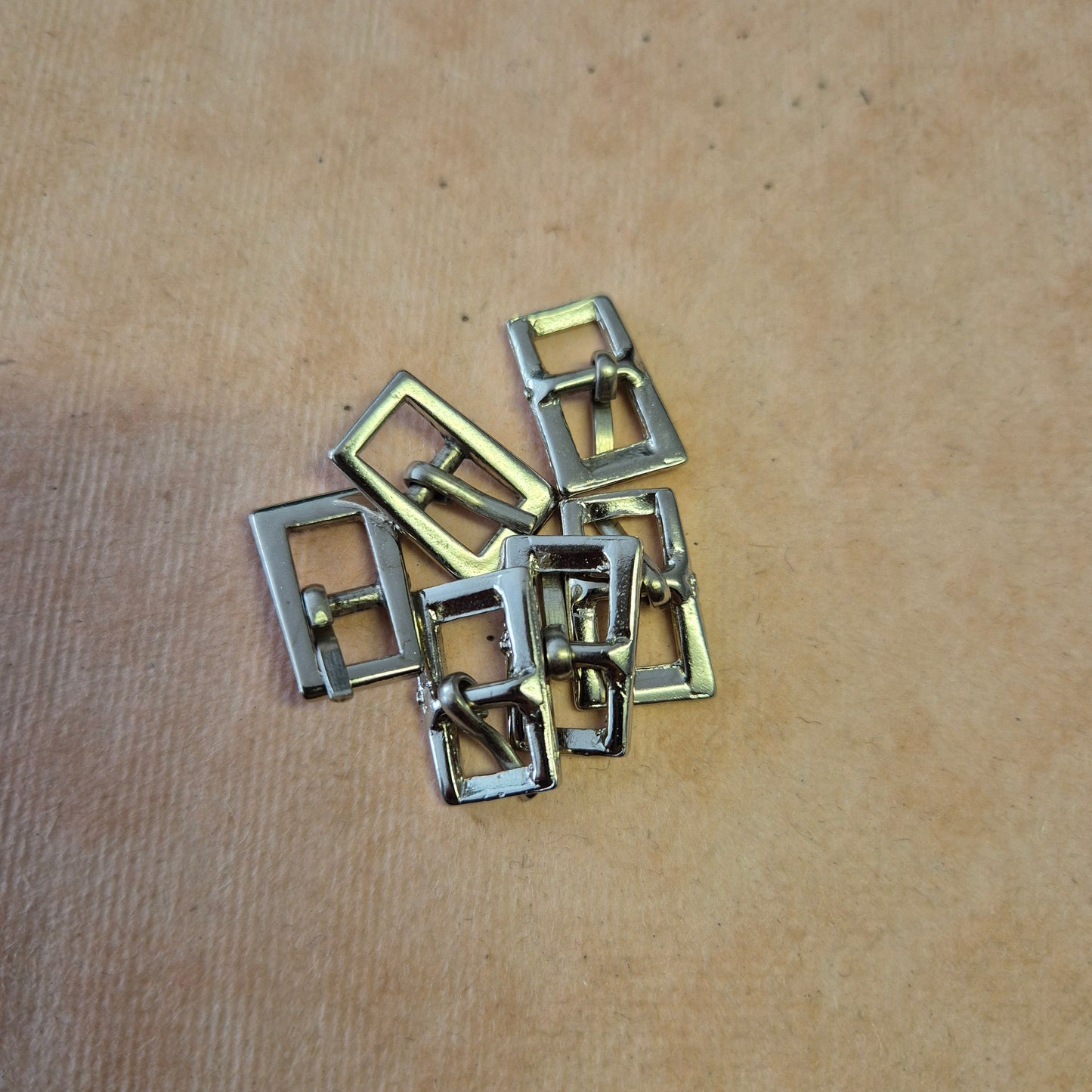 6mm nikelio spalvos sagtelės