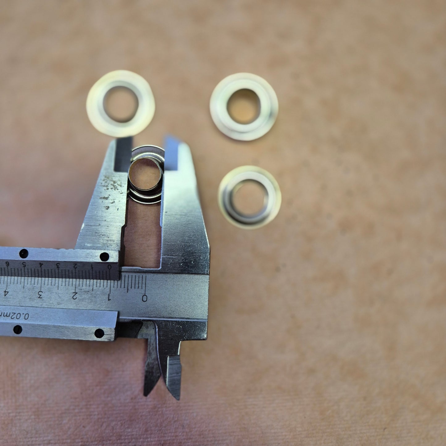 Akutės 10mm skersmens aukštis 6mm