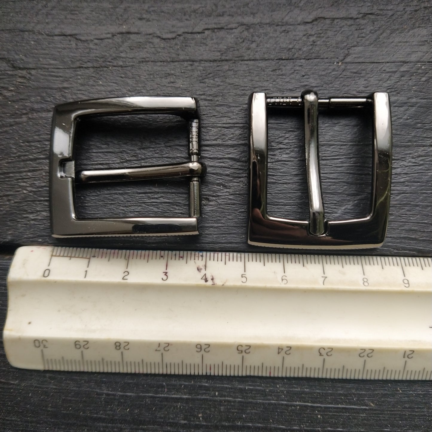 Sagtis juodinto nikelio 25mm