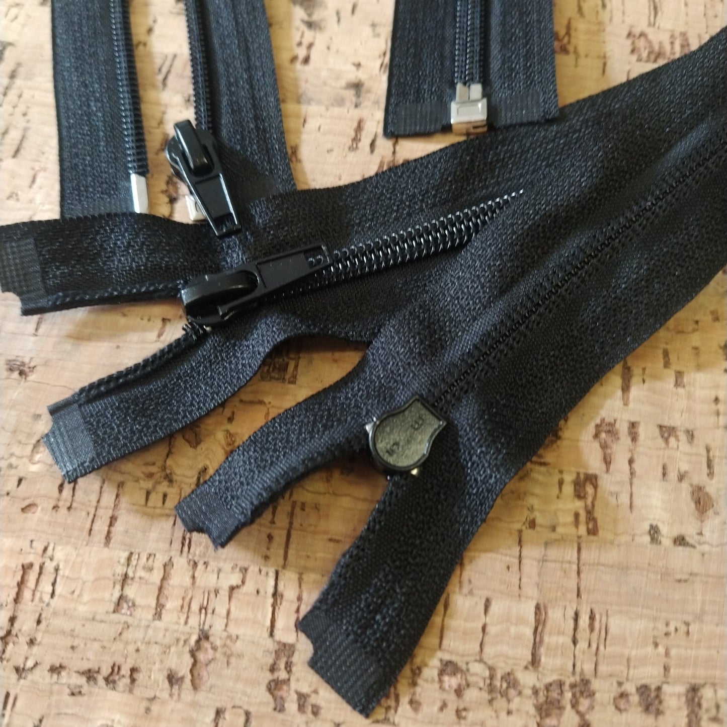 Opening spiral zippers no. 5