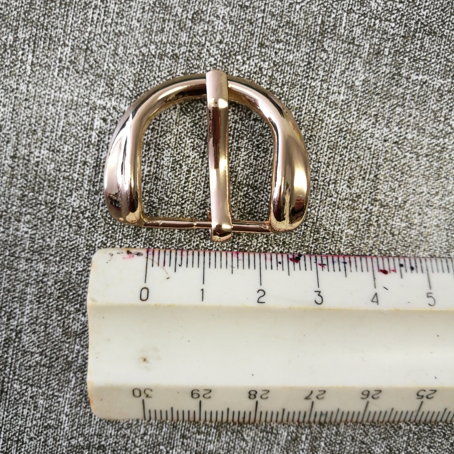 Sagtis diržui 20mm šv.auksas