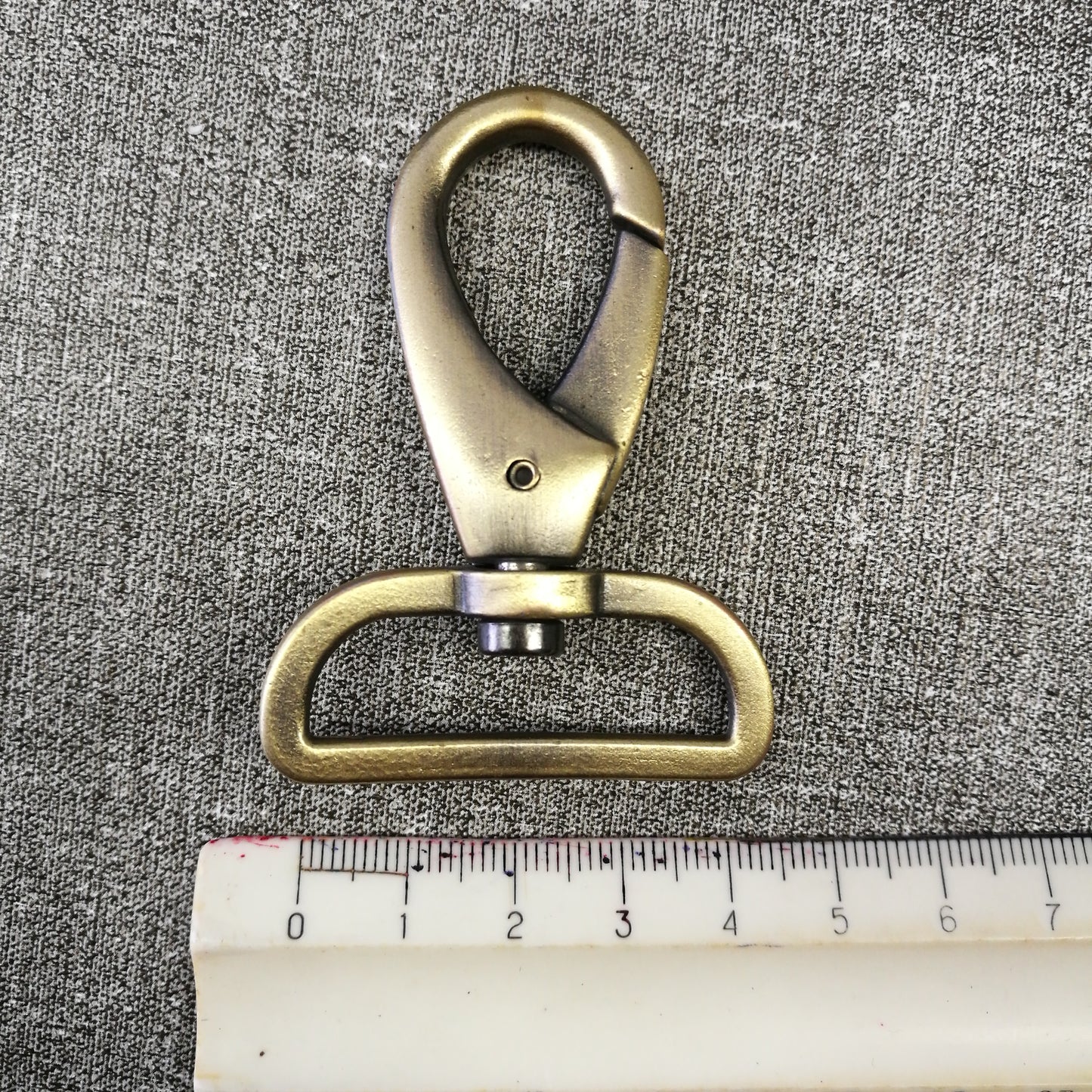 Karabinai 38mm nikelis