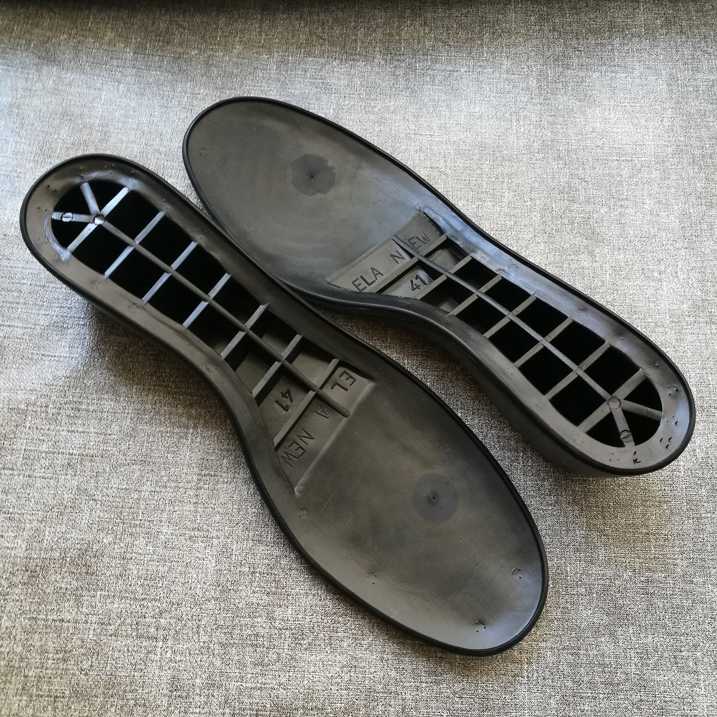 Moteriški padai Ela New