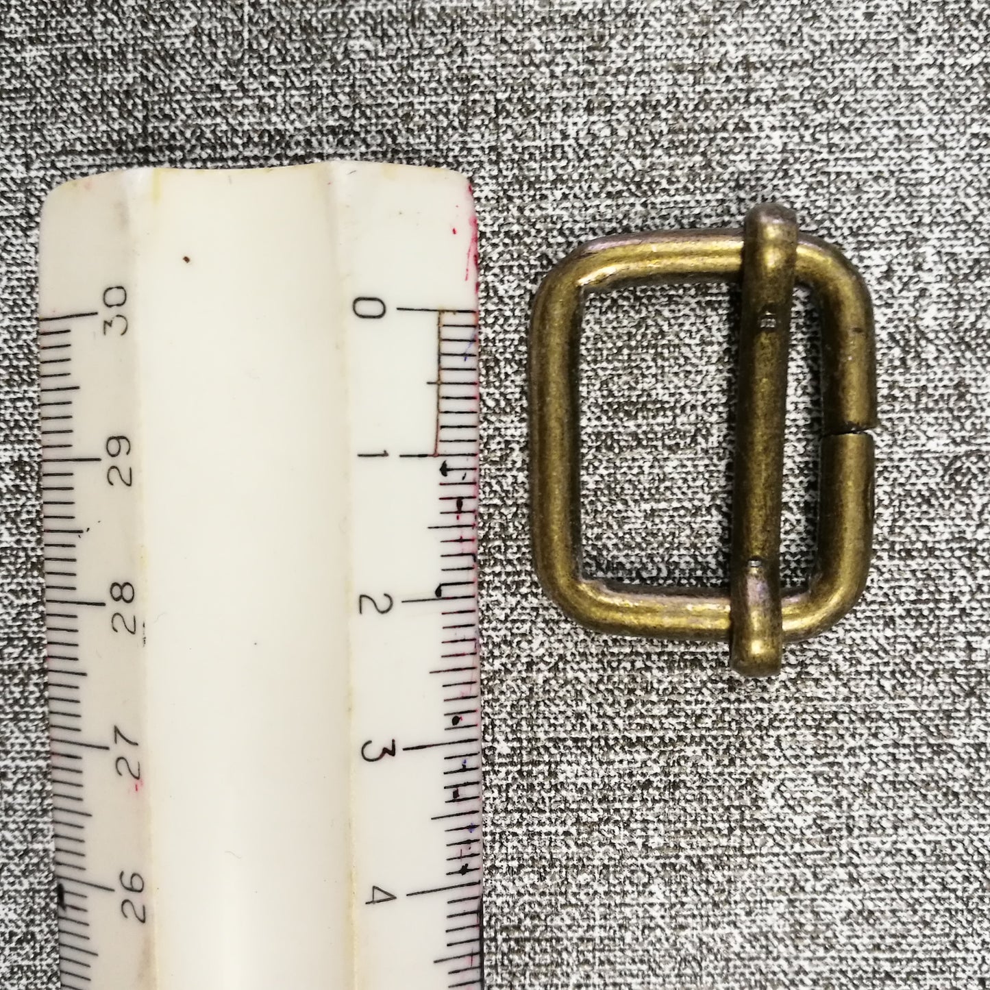 Reguliatoriai 2x1,6 cm