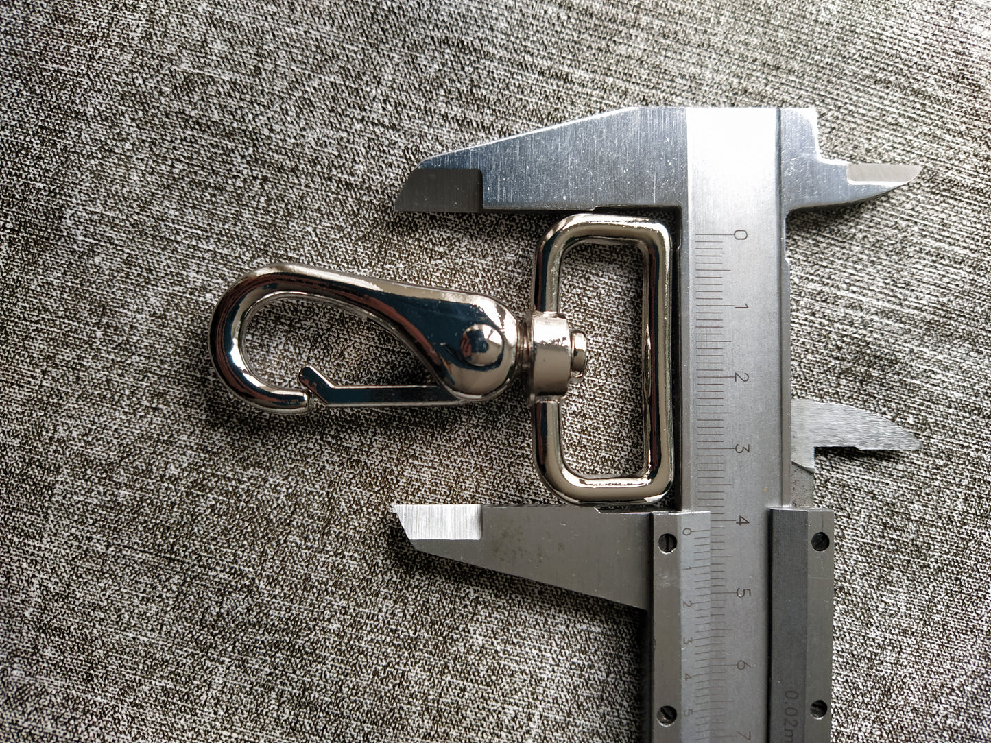 Karabinai nikelis 30mm