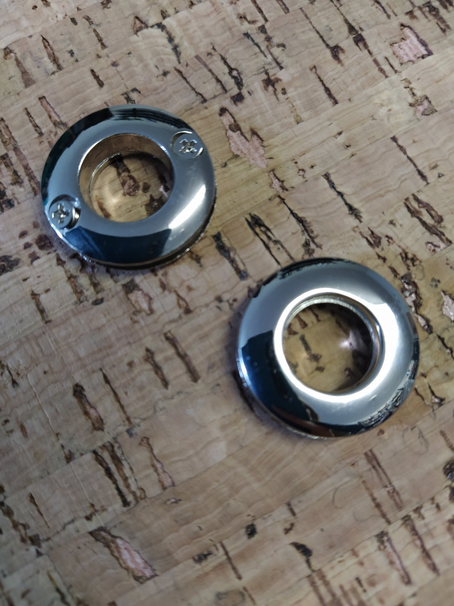 Metaliniai dvipusisiai žiedai (1vnt)