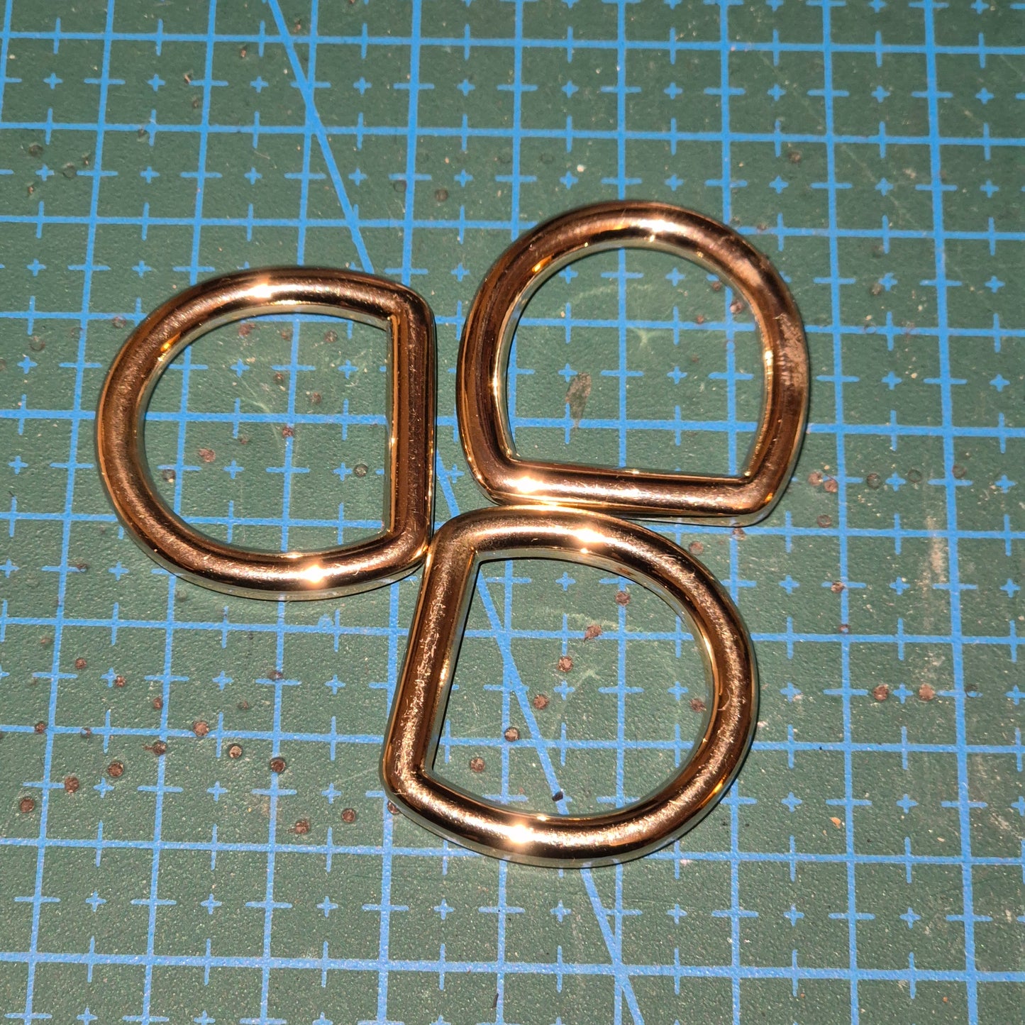 Pusžiedžiai 20mm diržui, 22mm aukščio