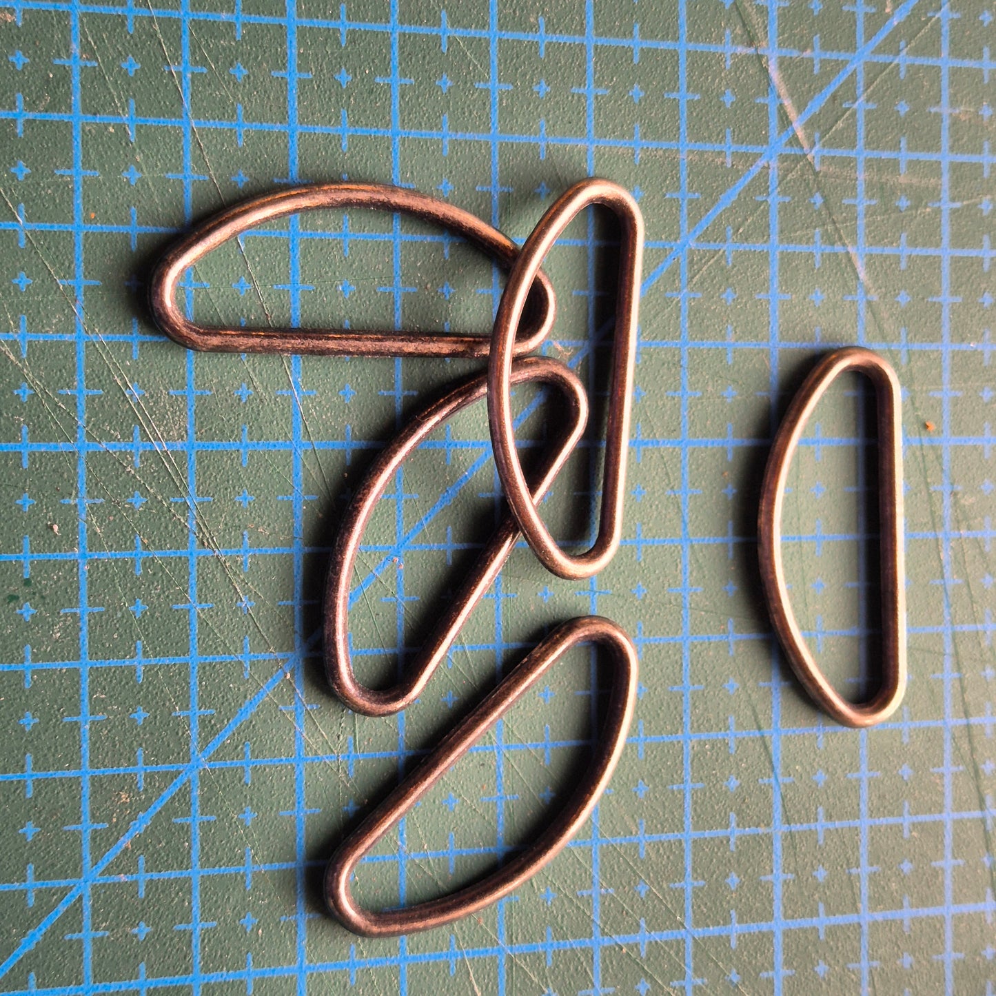 Pusžiedžiai 35mm, juodinti