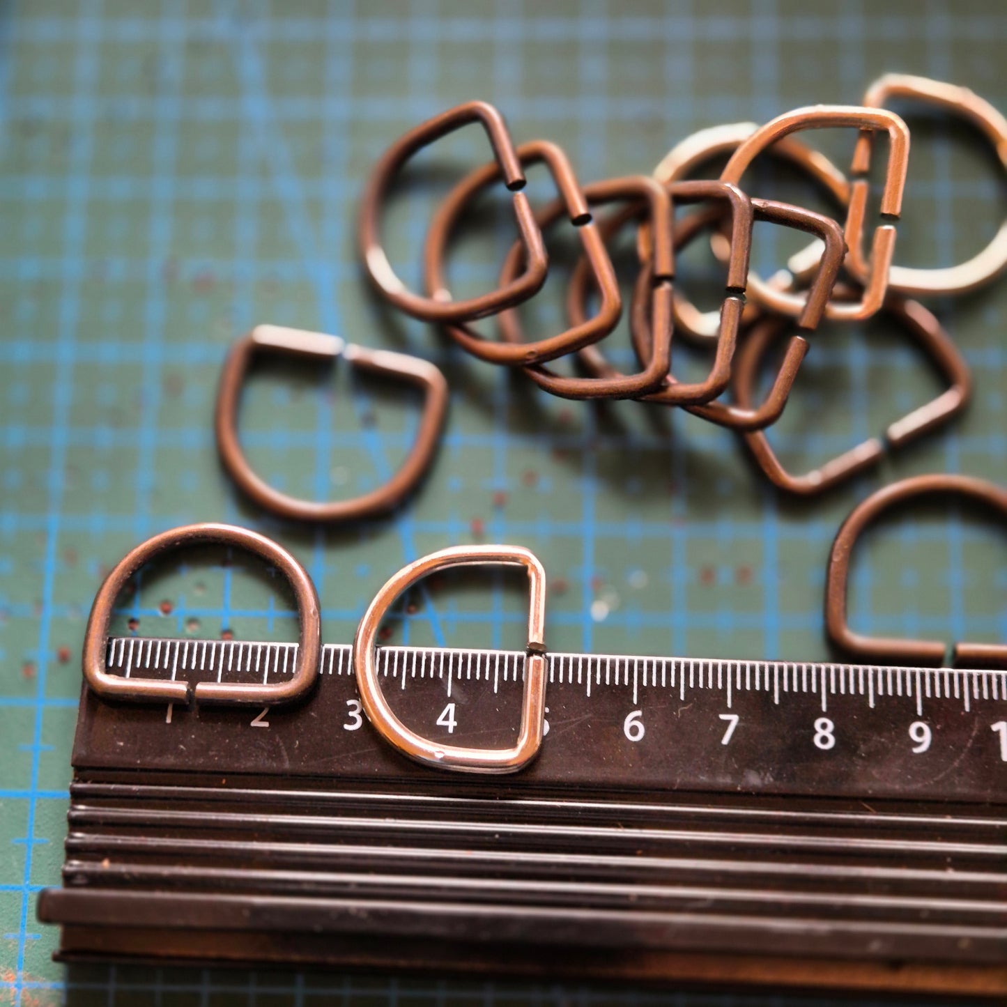 Pusžiedžiai 20mm nikelis, bronza