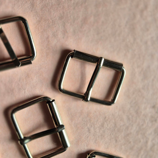 Sagtis diržui 40mm, 25mm aukščio