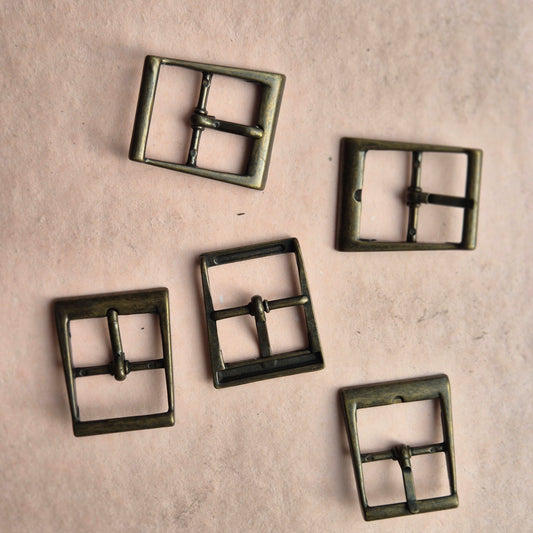 Dekoratyvi sagtis lieta 25mm bronzos spalvos