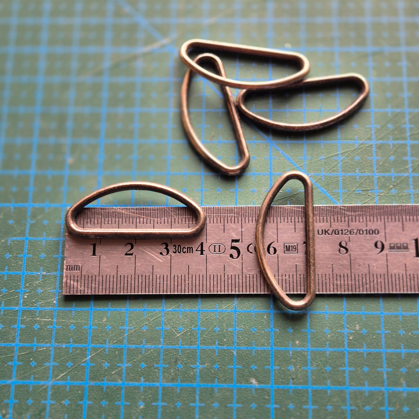 Pusžiedžiai 35mm, juodinti