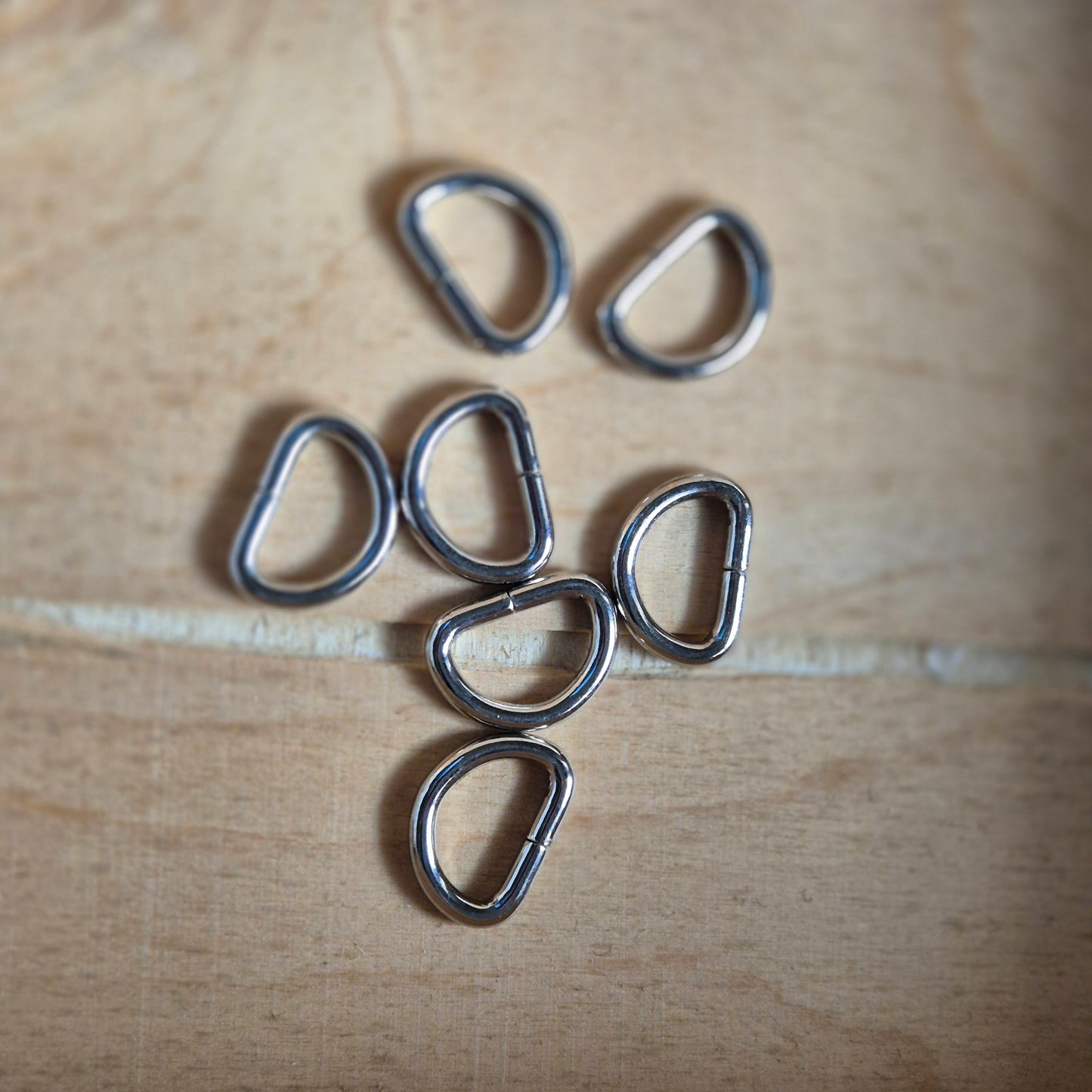 Pusžiedžiai 16 mm, 3mm vielos, nikelis, bronza