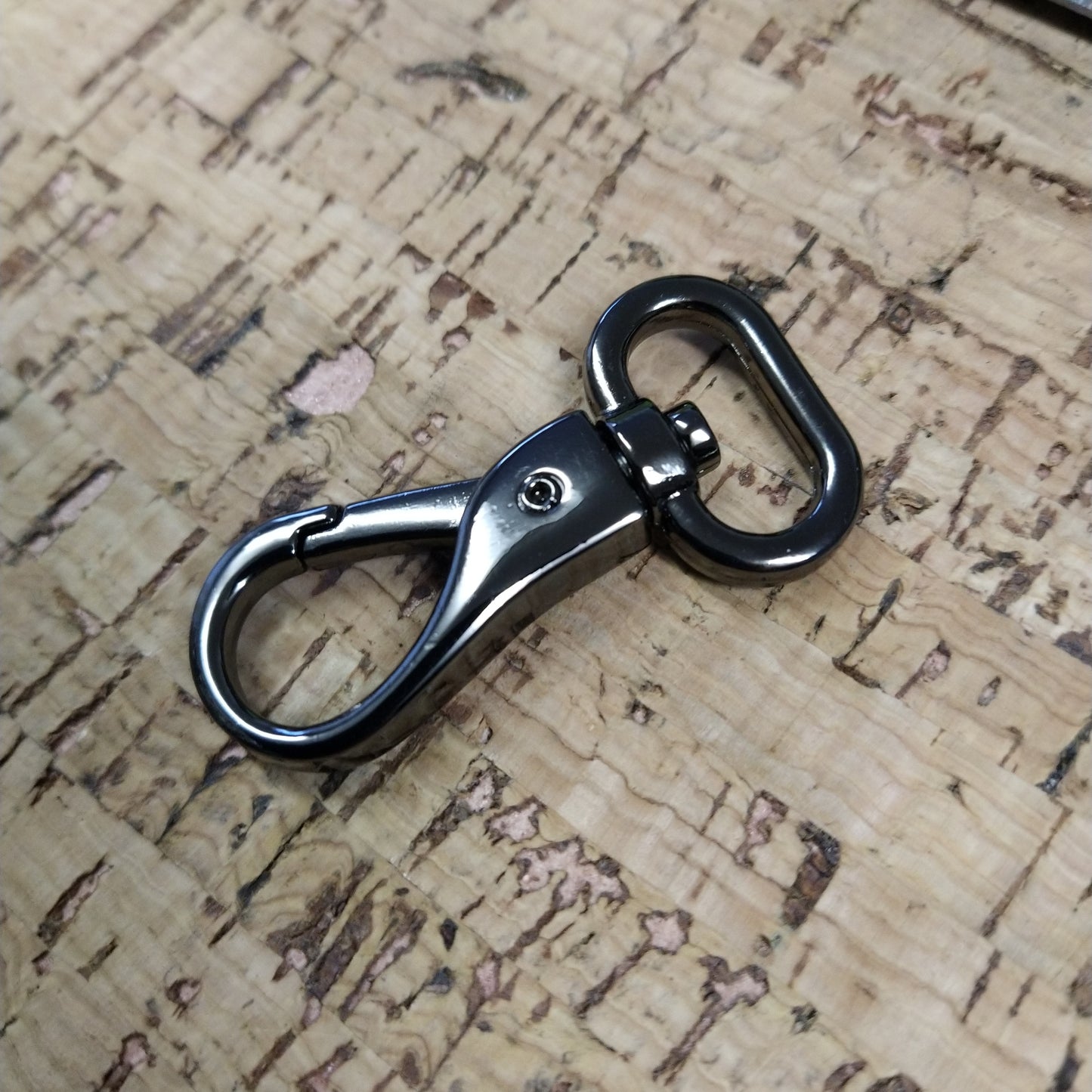 Carabiners black 2.0 cm