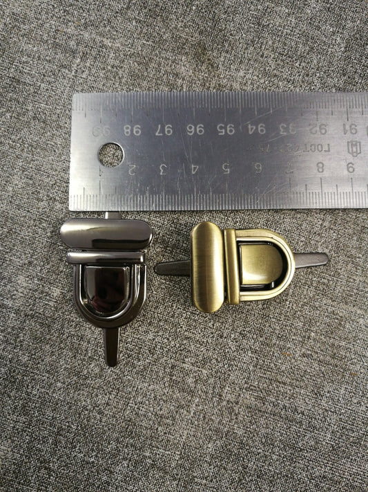 Lock 2.5 x 3.5 cm