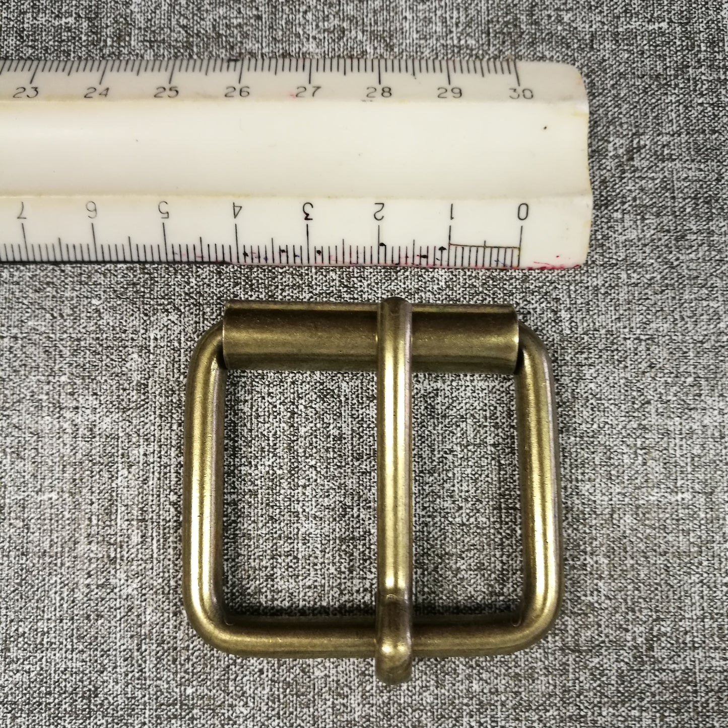Belt buckle 4.0 x 4.0 cm